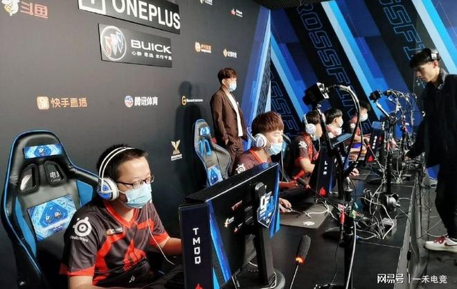 的高压比赛 的高压比赛