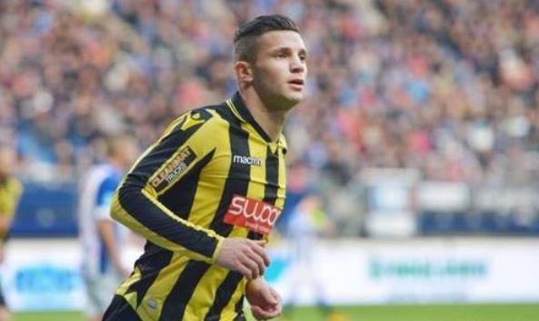 许的空间里 许的空间里