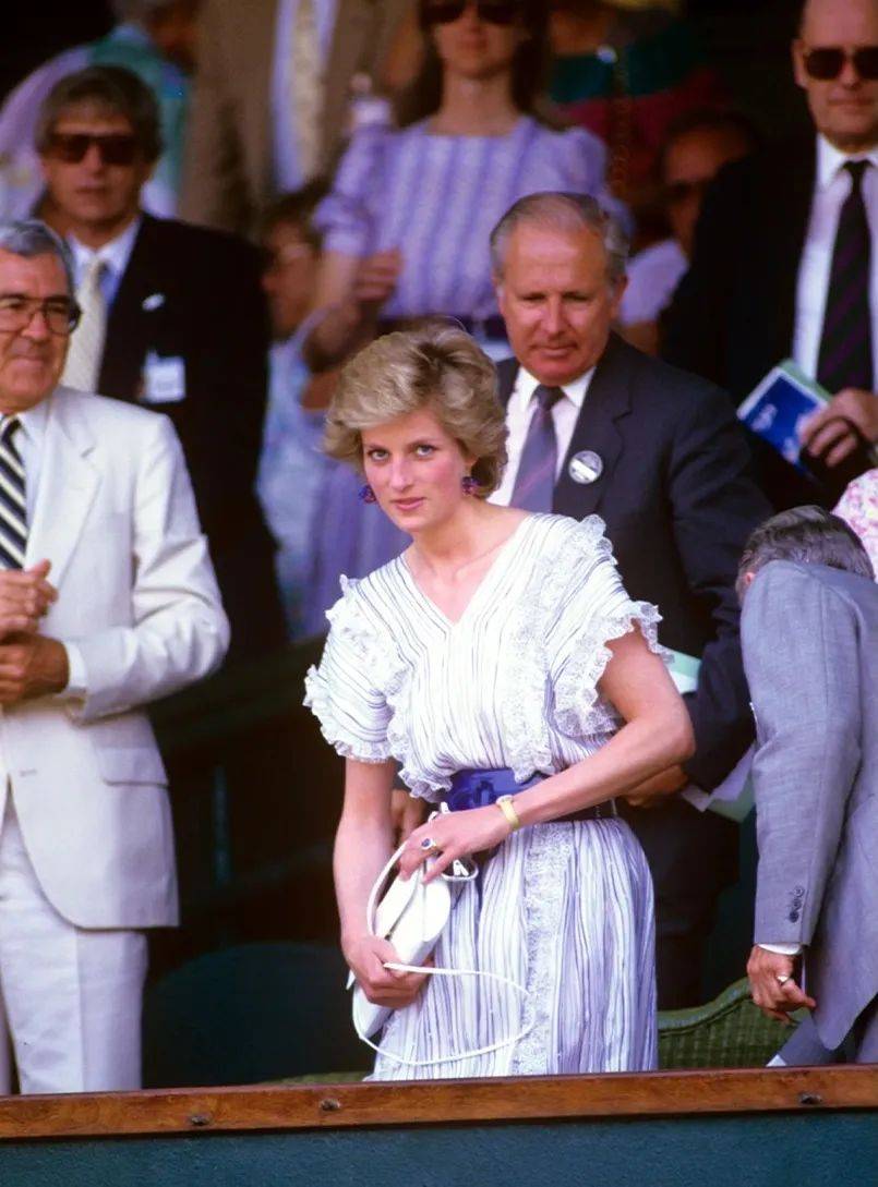 在防线尚未 在防线尚未